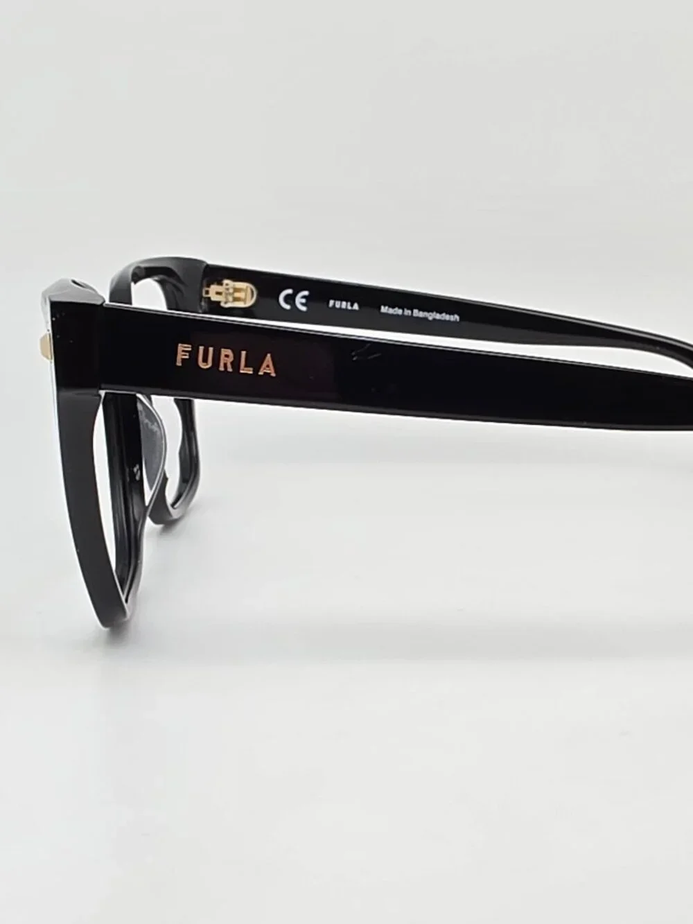 Furla VFU665K Col.0700 Shiny Black Gold Cat Eye Eyeglasses Frame 55-17-135
